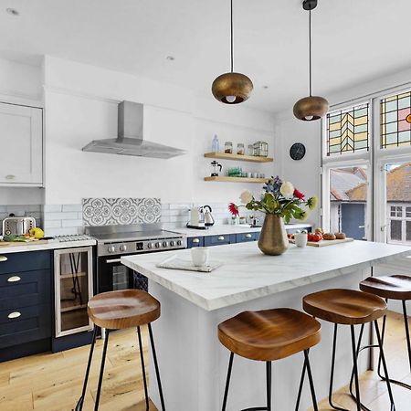 Flat 2 Fairfax Place - Modern Stylish Flat With Plenty Of Charm In Central Дартмаут Экстерьер фото