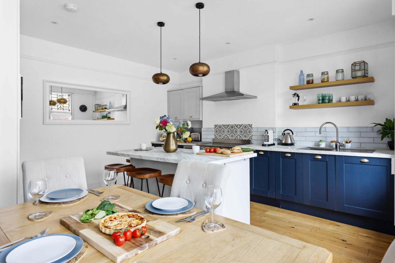 Flat 2 Fairfax Place - Modern Stylish Flat With Plenty Of Charm In Central Дартмаут Экстерьер фото