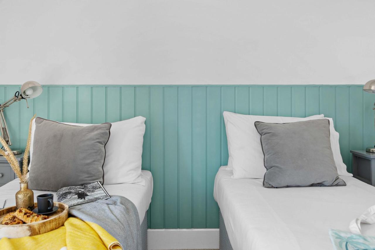Flat 2 Fairfax Place - Modern Stylish Flat With Plenty Of Charm In Central Дартмаут Экстерьер фото